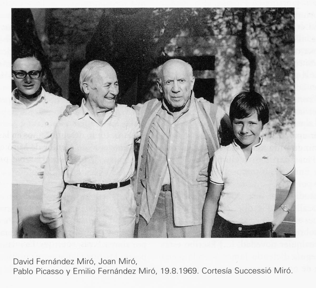 Picasso y Miró en Málaga en 1969 con dos nietos del pintor catalán