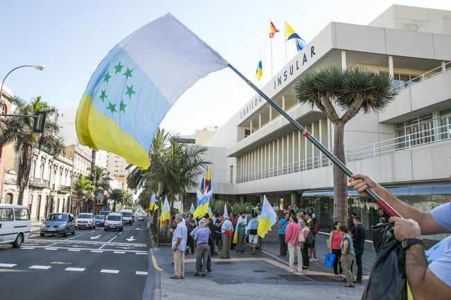 BANDERA CANARIA CABILDO DE GRAN CANARIA