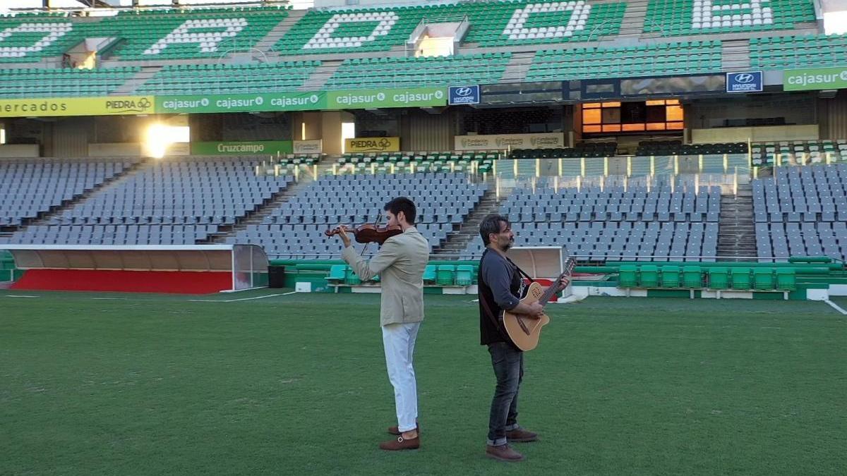 Queco y Paco Montalvo, la nota musical de la campaña de abonos