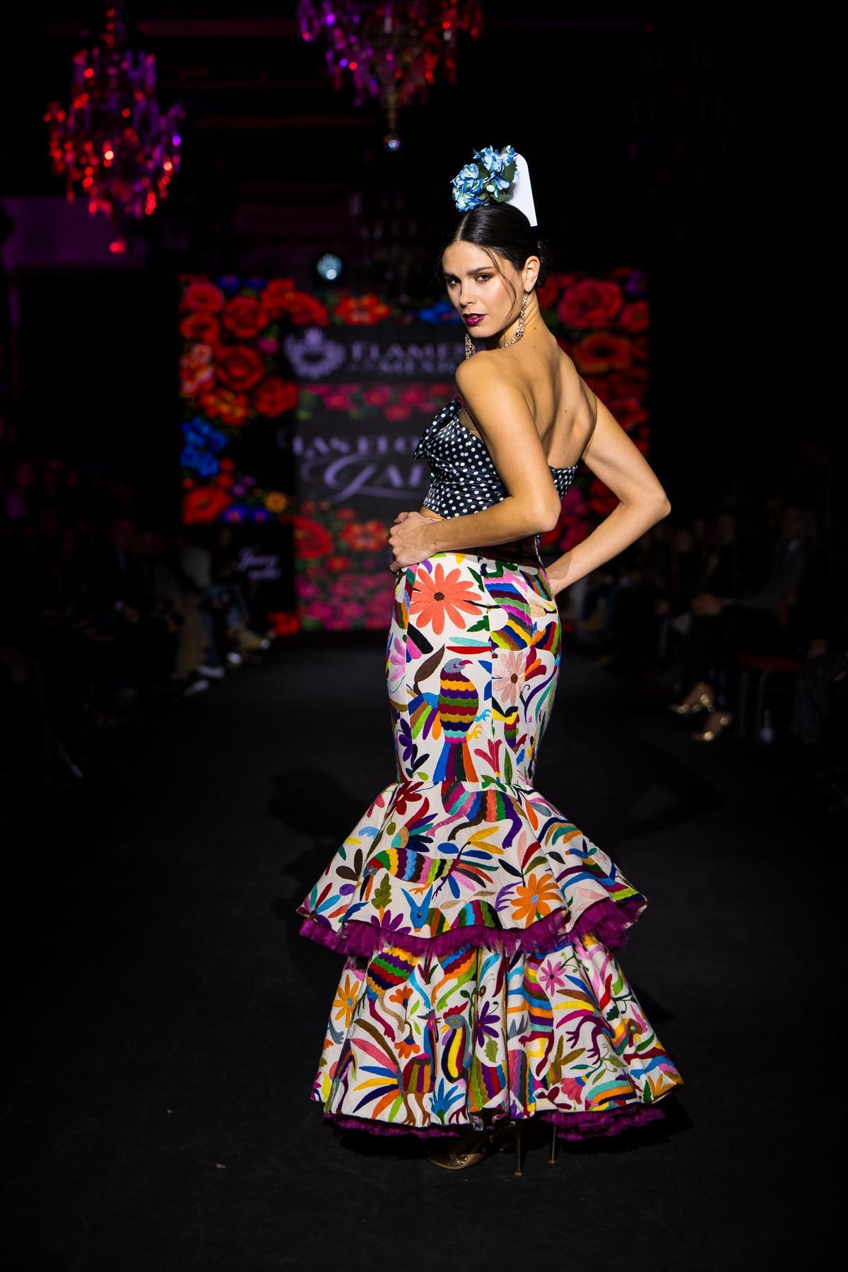 Desfile de Flamenco a la Mexicana.