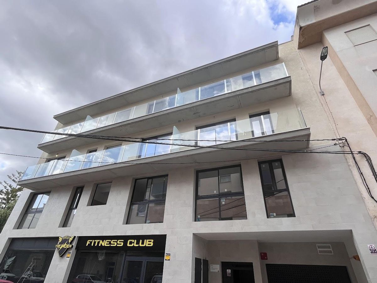 La vivienda está ubicada en la calle Severo Ochoa de Manacor.