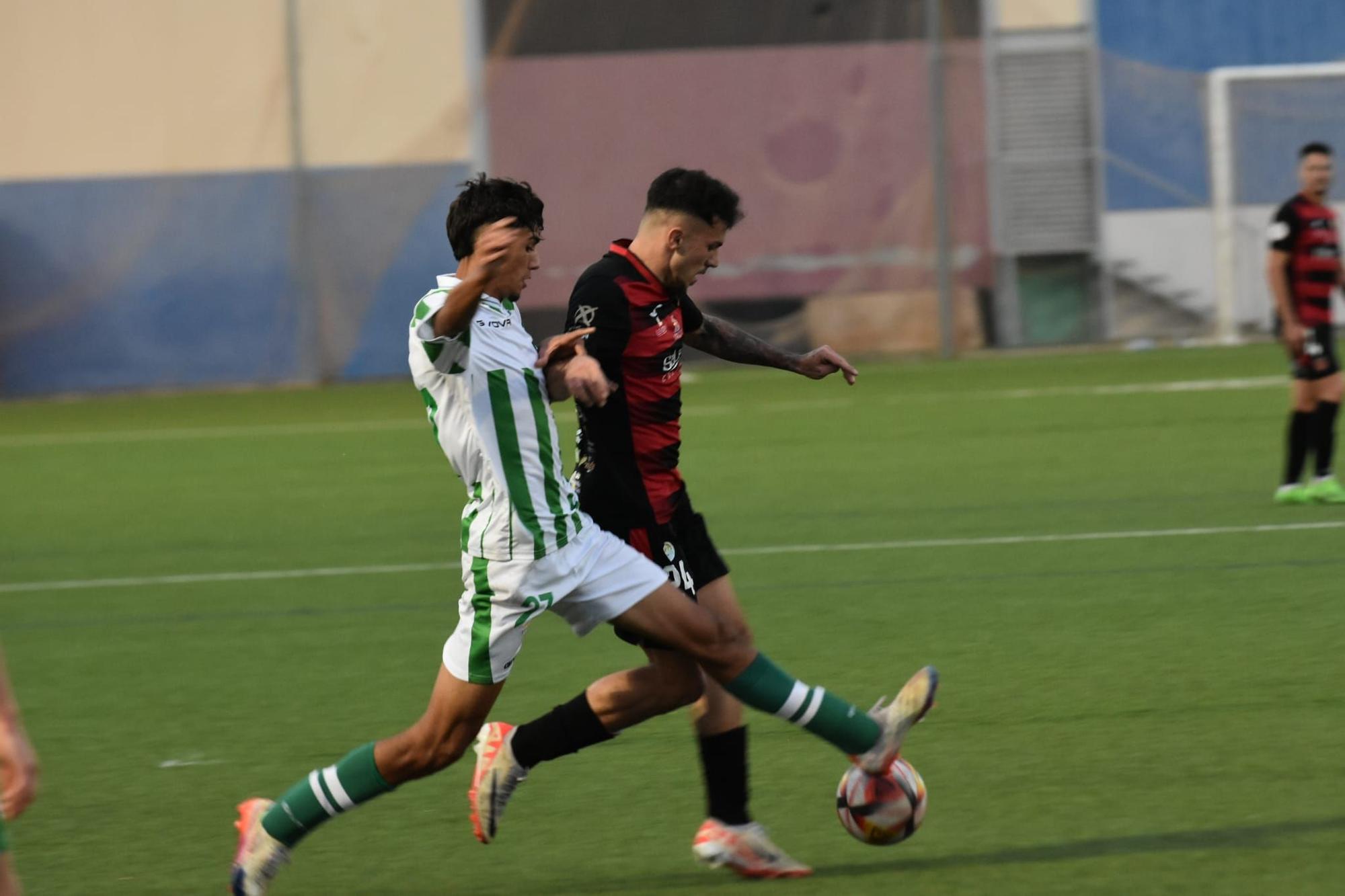 El Salerm Puente Genil - Córdoba CF B de Tercera RFEF, en imágenes