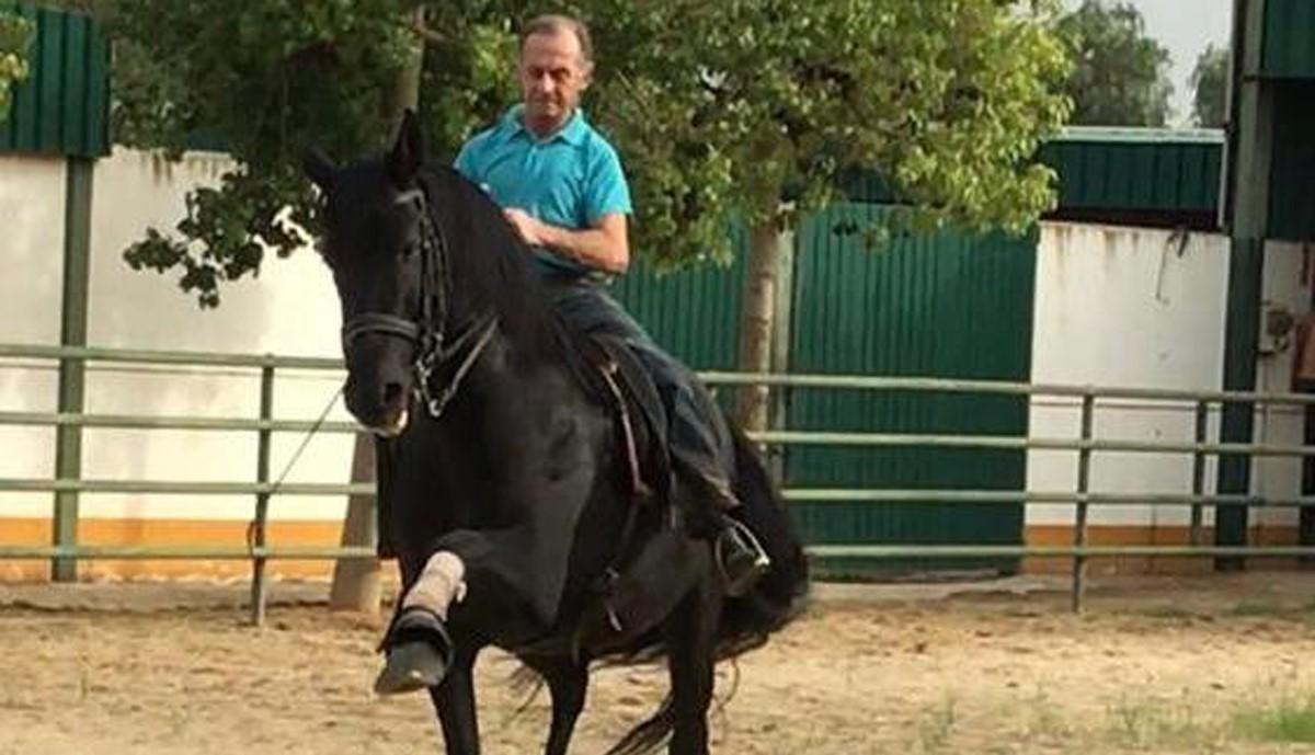 Filipe Jorge Da Costa, la víctima del crimen, domando a uno de los caballos.