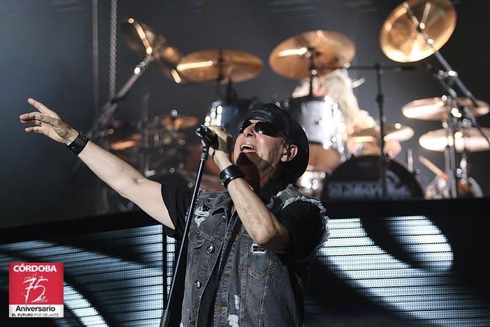 FOTOGALERÍA || Scorpions, con Medina Azahara y Sabaton, en Los Califas