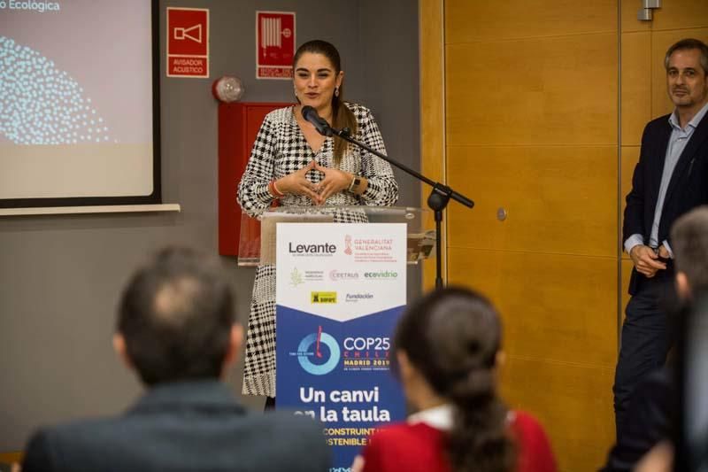 Jornada sobre la sotenibilidad climática "Un cambio en la mesa. Construyendo un nuevo mundo sostenible"