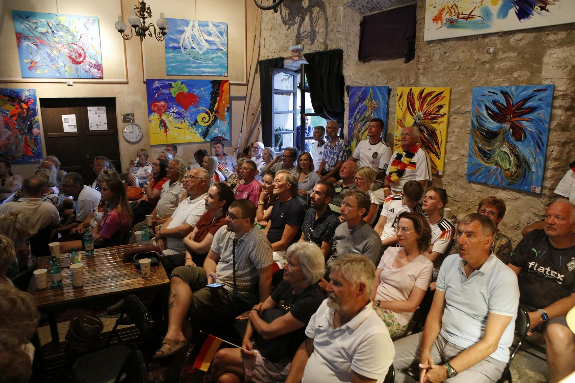 So feierte die deutsche Community auf Mallorca auf der Kulturfinca die EM-Eröffnung