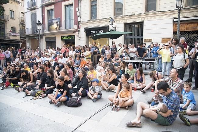 Arribada de la Flama del Canigó a Manresa