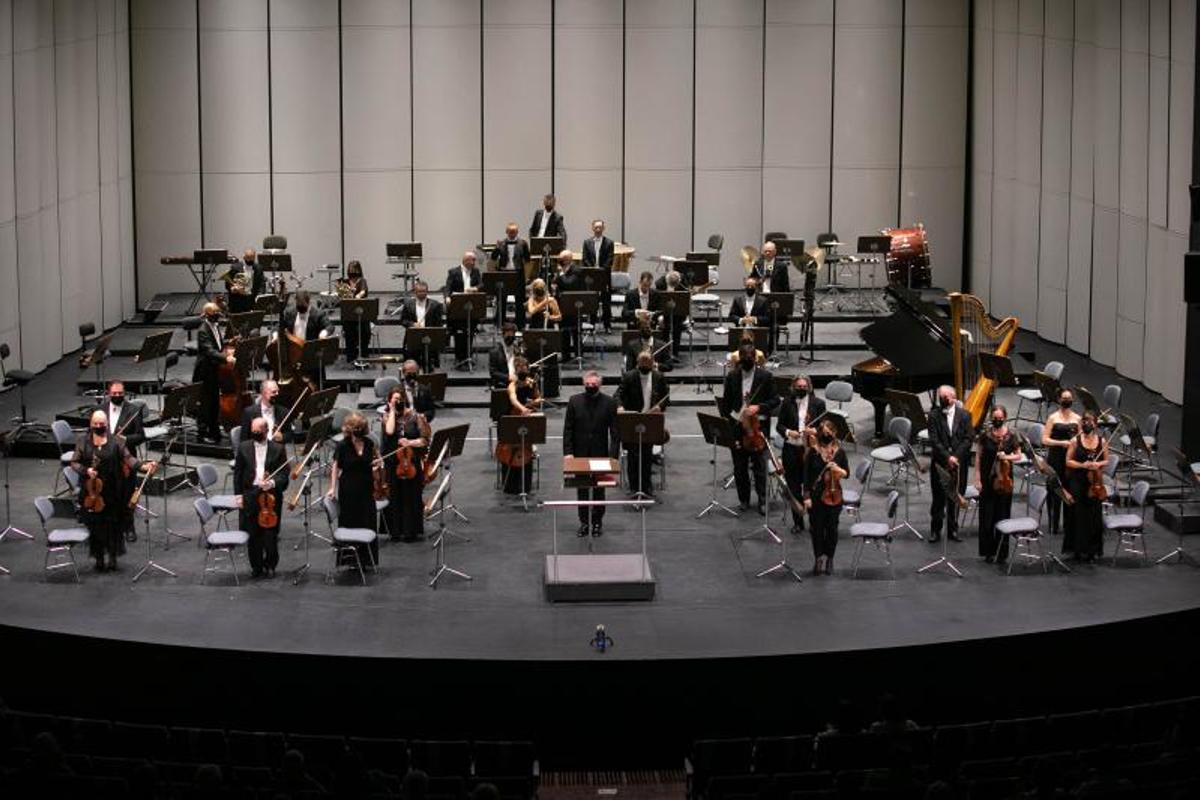 Concierto de la Sinfónica de Tenerife en el Auditorio Adán Martín Concierto de la Sinfónica de Tenerife en el Auditorio Adán Martín