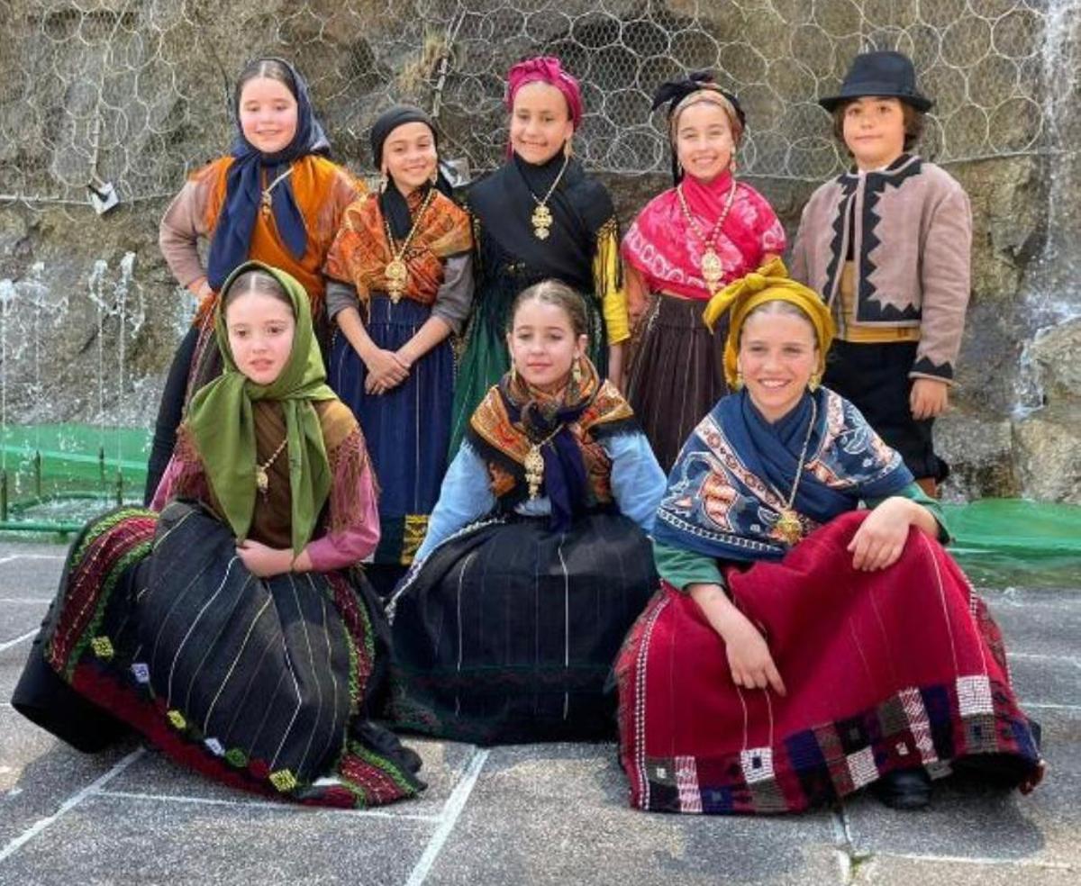 As gardiás da voz do pobo