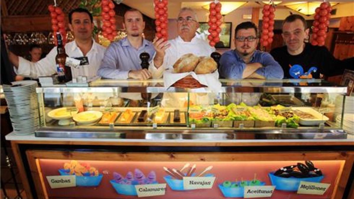 Borja y Pedro Iglesias, Liborio Martínez, Juan Carlos Iglesias y Toni Vázquez. Foto: Ricard Cugat