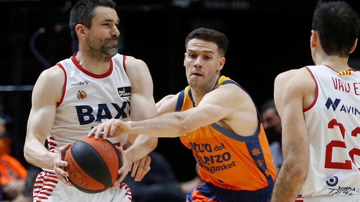 Valencia Basket y BAXI Manresa disputaron un bonito duelo en La Fonteta