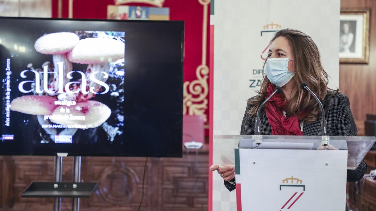 Berta Martín González durante la presentación del Atlas micológico de la provincia de Zamora