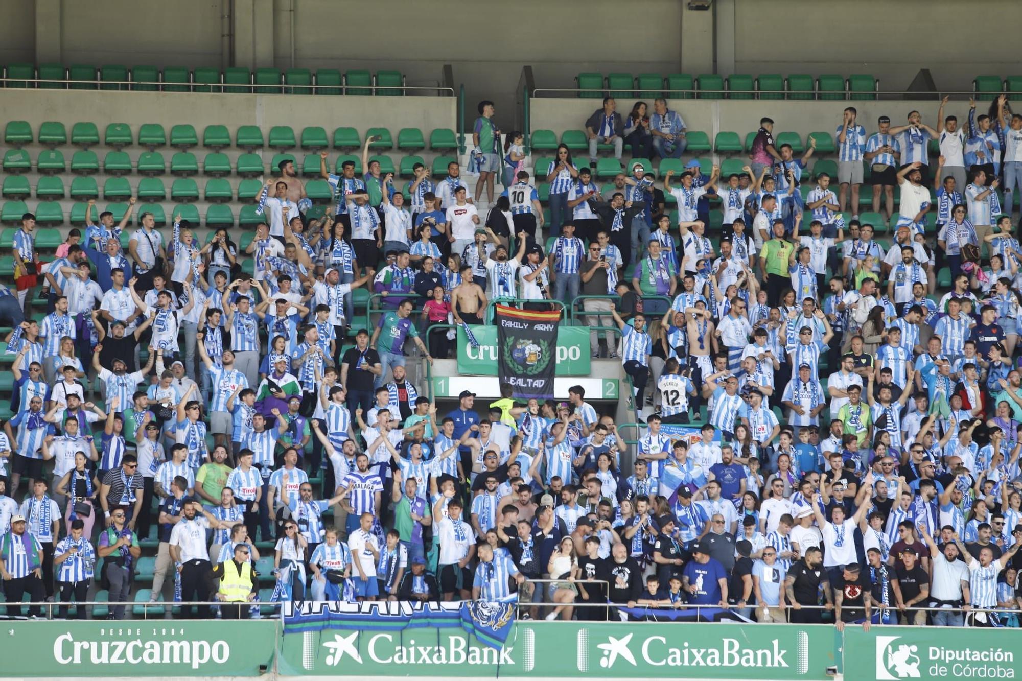 Imágenes del partido que ha enfrentado este domingo en el Nuevo Arcángel al Córdoba CF y al Málaga CF, correspondiente a la 34º jornada de la Primera RFEF