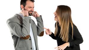 Man not hearing his girlfriend over white background enfado bronca