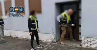 Golpe a la explotación sexual de mujeres en el norte de España: hay dos detenidos en Gijón y hasta 18 personas liberadas