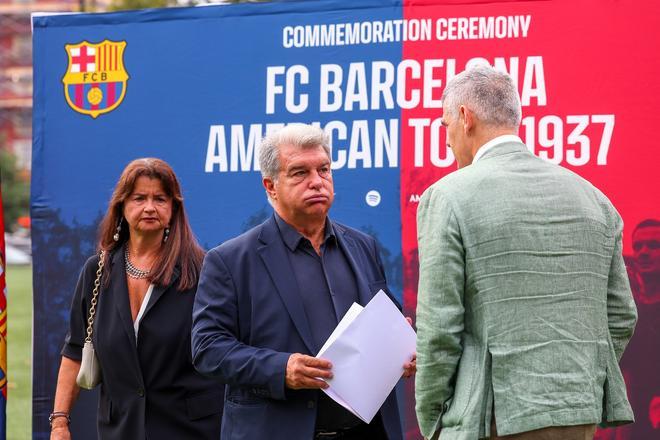 Acto de commemoración en Brooklyn de la gira americana del FC Barcelona el año 1937, en imágenes.