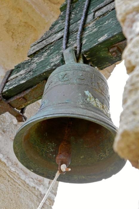 Zacken, Schießscharten, hohe Mauern: Ein Besuch in der Festung im Nordosten von Mallorca.