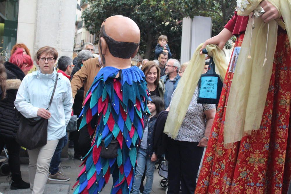 Tarda de Santa Creu  dansa d''Euskadi i gegants
