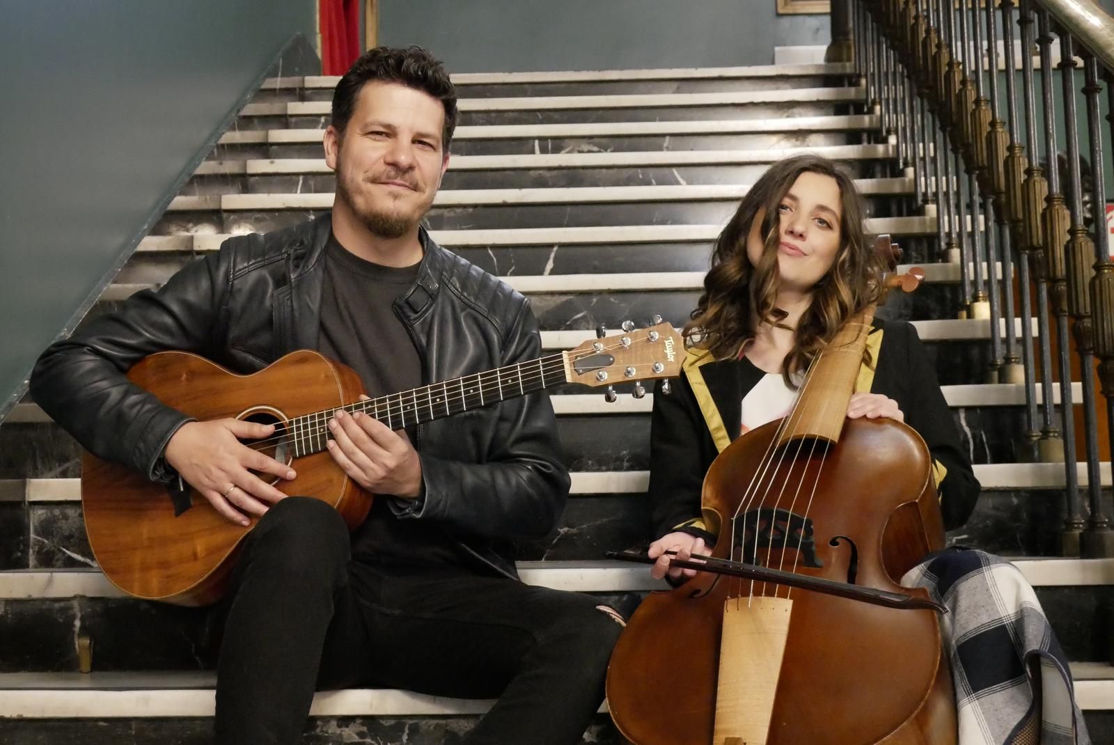 Álex Comín y Pilar Almalé, este miércoles en el Teatro Principal de Zaragoza.