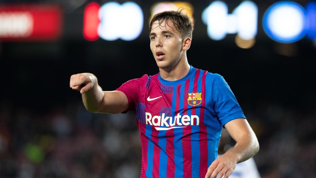 Nico González tiene contrato con el FC Barcelona hasta junio de 2026