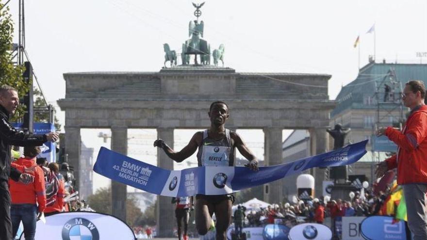 Bekele se queda en Berlín a seis segundos del récord mundial de maratón