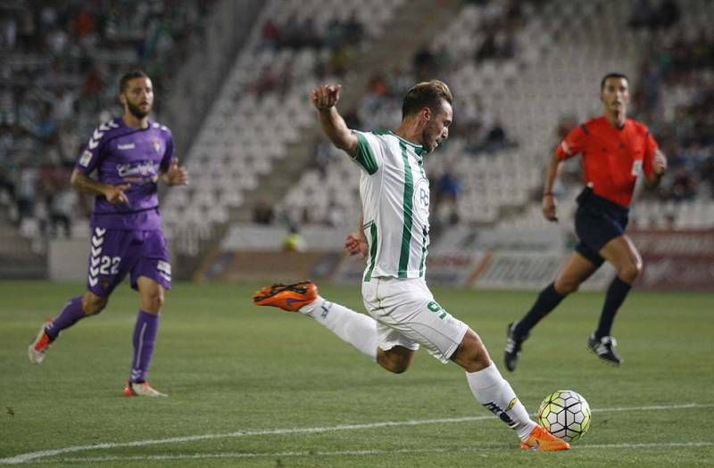 FOTOGALERÍA / El Córdoba arranca la liga con victoria ante el Valladolid