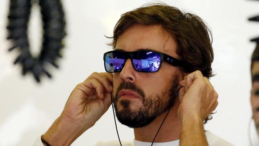 Zasca a Fernando Alonso por los motores Honda