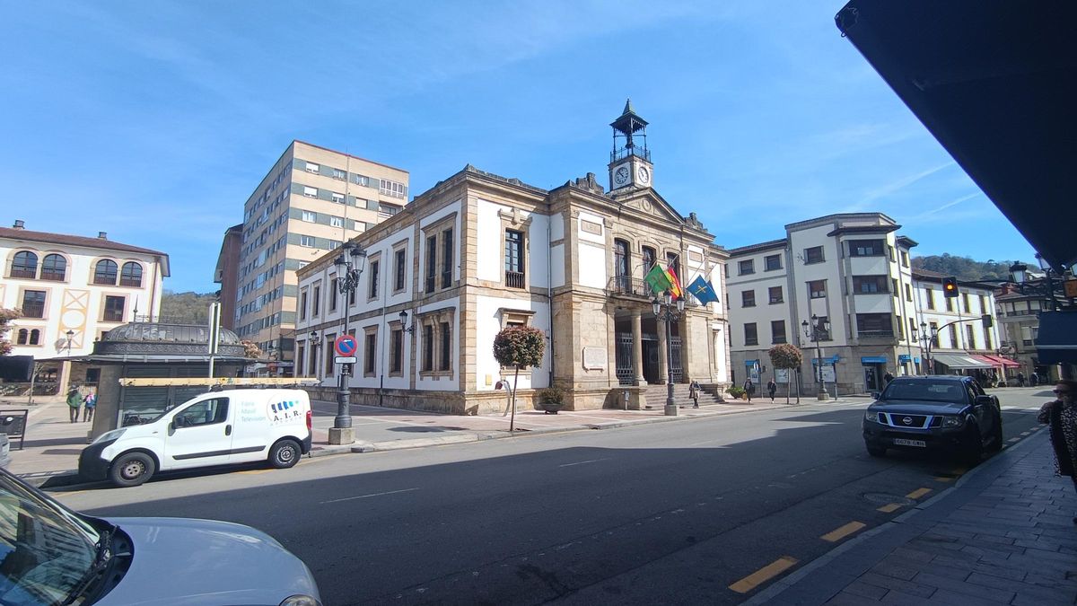 El Ayuntamiento de Cangas de Onís.