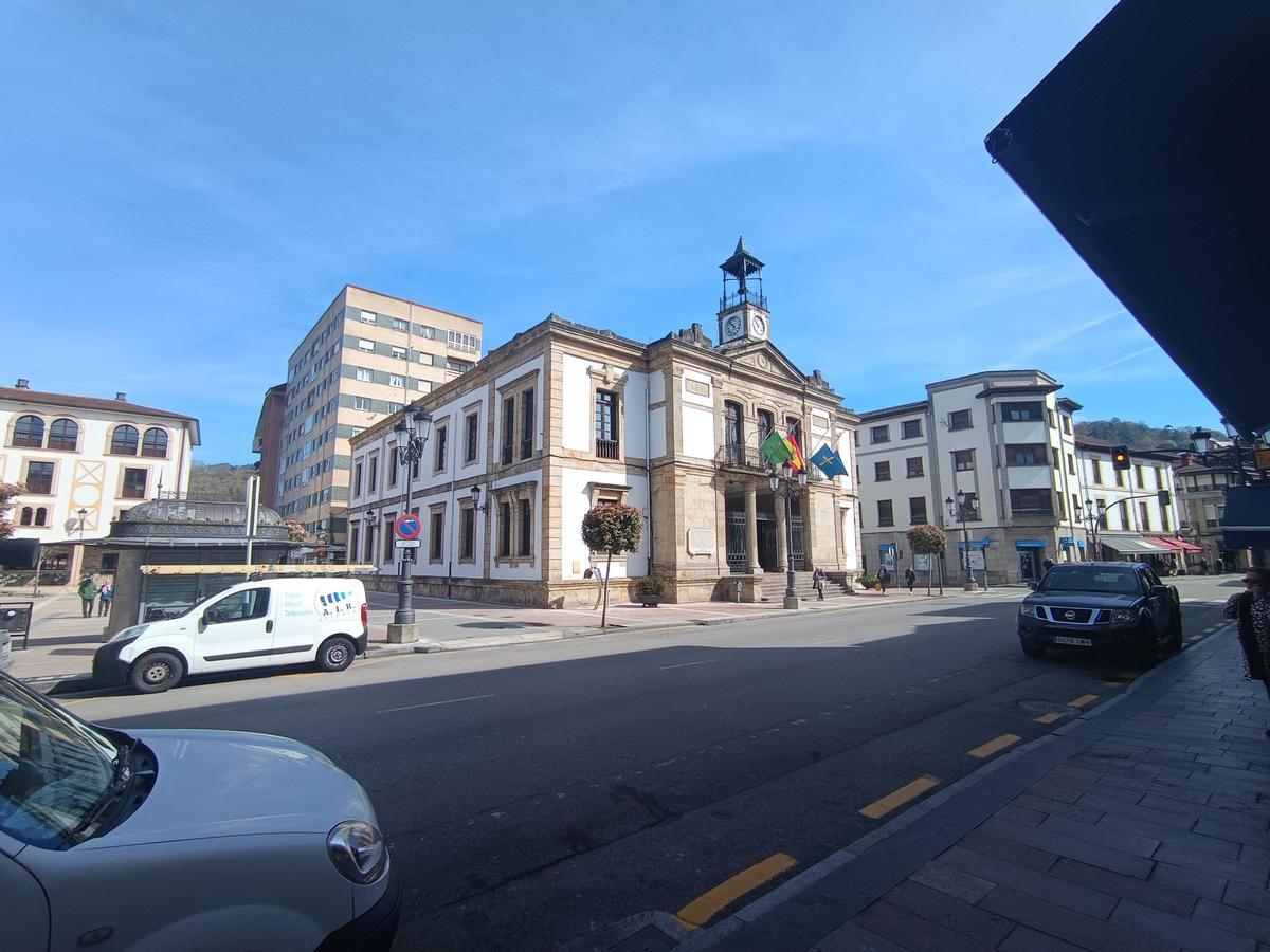 El Ayuntamiento de Cangas de Onís.
