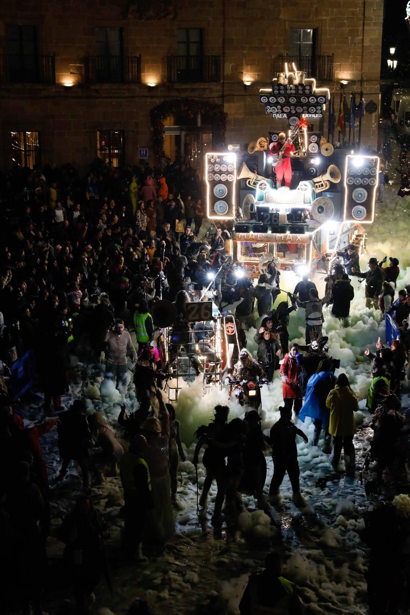 EN IMÁGENES: Así fue el multitudinario Descenso de Galiana en Avilés