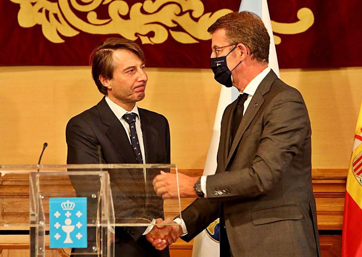 Primer día ajetreado para el nuevo conselleiro. El hasta ahora director xeral de Orzamentos, Miguel Corgos, tomó ayer posesión de su nuevo cargo como conselleiro de Facenda a primera hora de la mañana y solo media hora después le tocó aprobar los Presupuestos de Galicia. Ayudó su “experiencia” de 13 años elaborando las cuentas. | XOÁN ÁLVAREZ