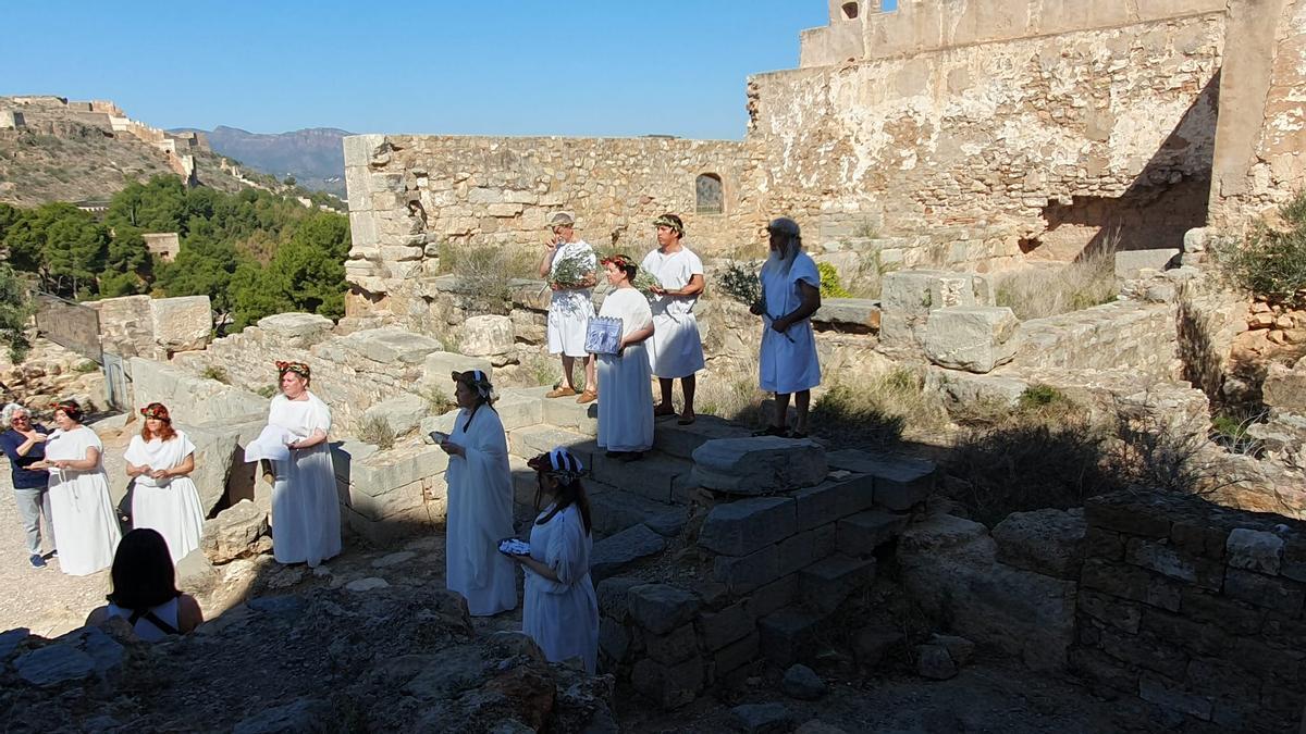 El grupo de recreación ‘Saguntum Civitas’ realizó un ritual para proteger el patrimonio local.