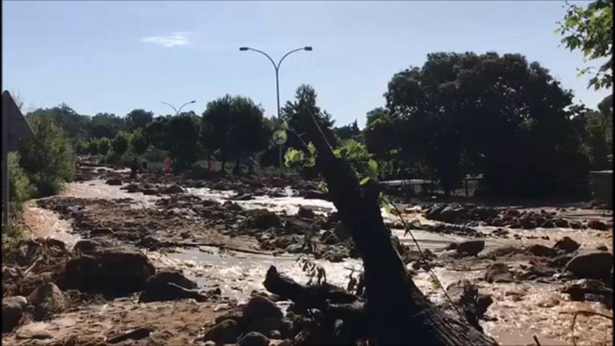 Agua, barro, piedras y árboles destruyen parte de Valverde de la Vera