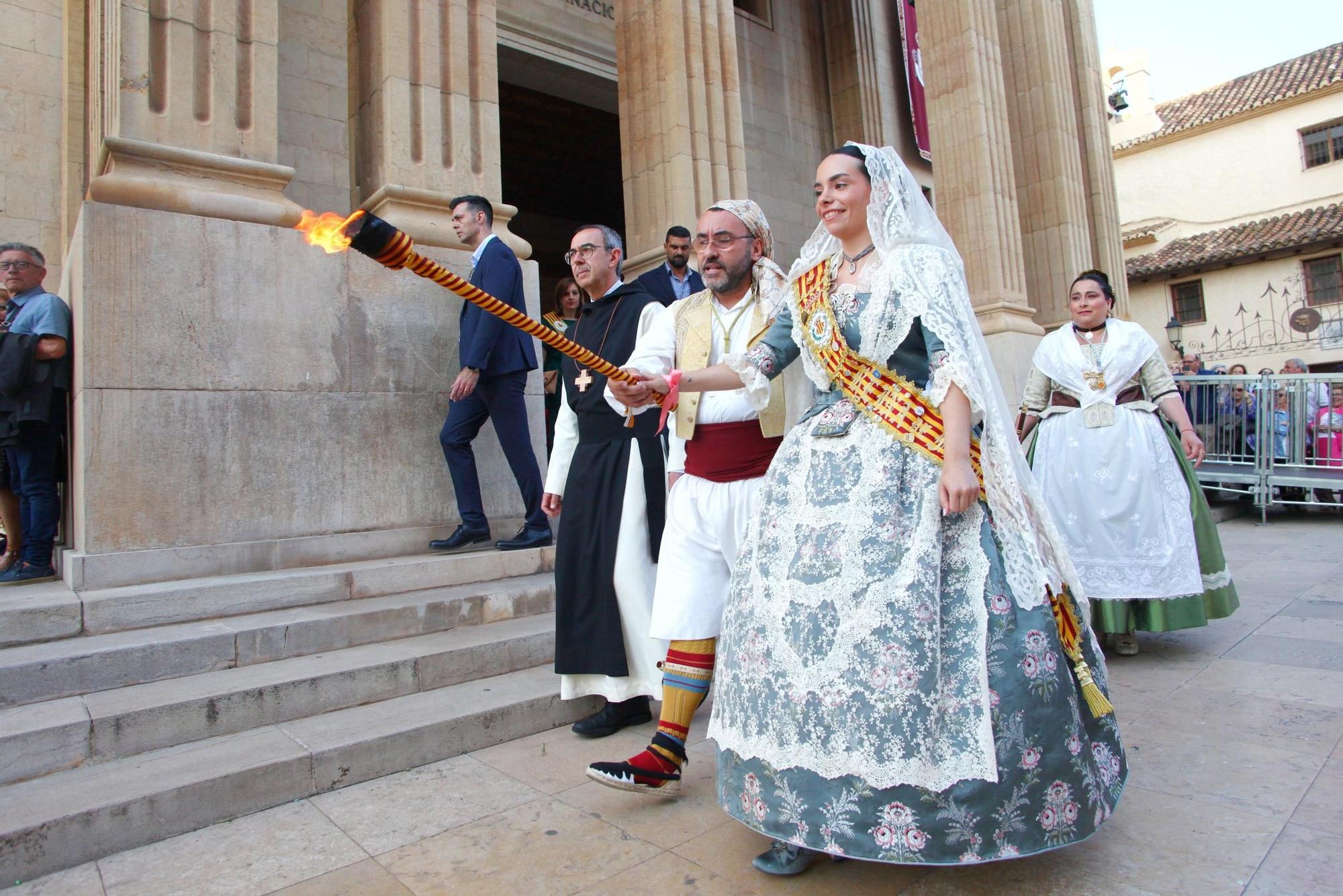 Galeria de fotos de l'ofrena de flors a Sant Pasqual en Vila-real