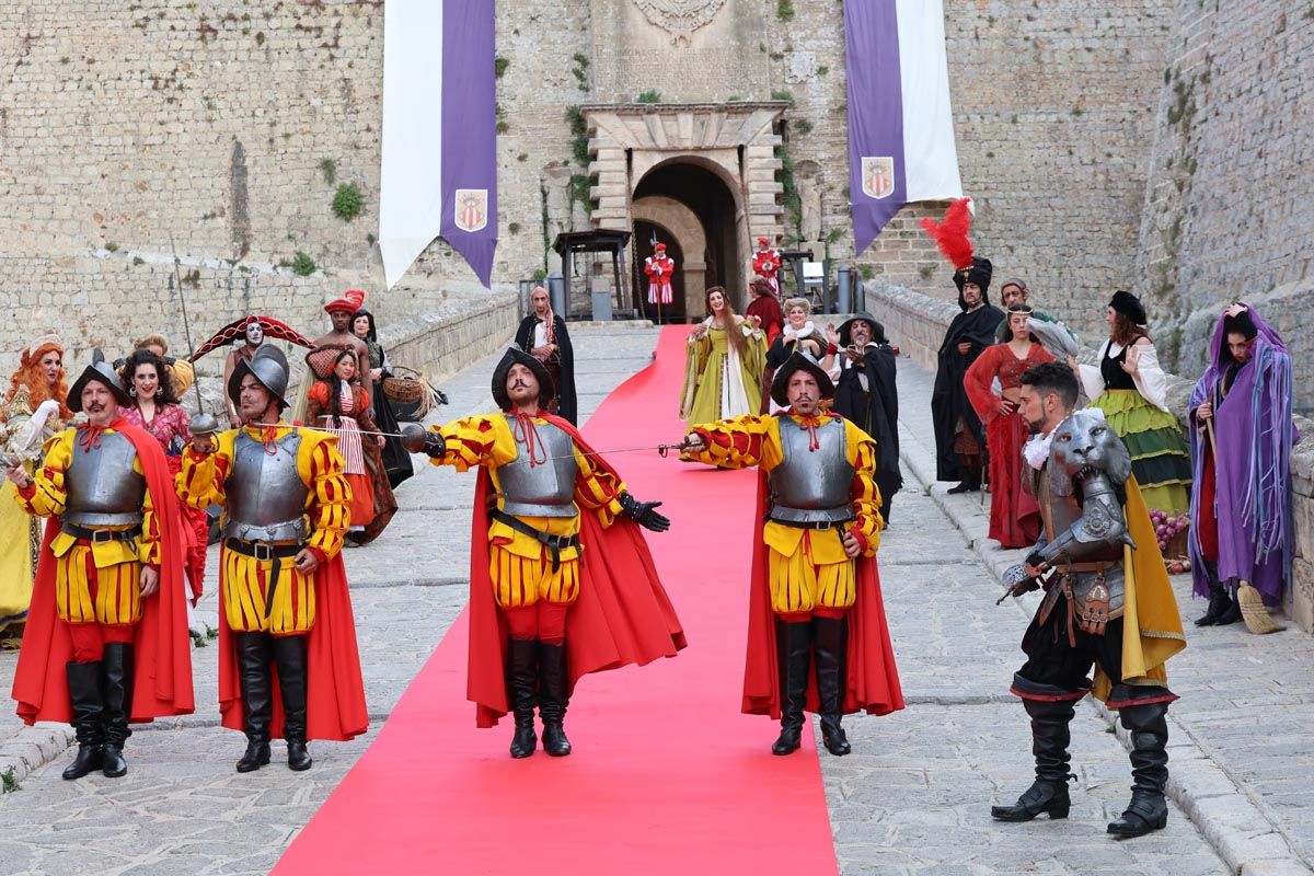 Todas las imágenes de la inauguración de la feria Eivissa Medieval