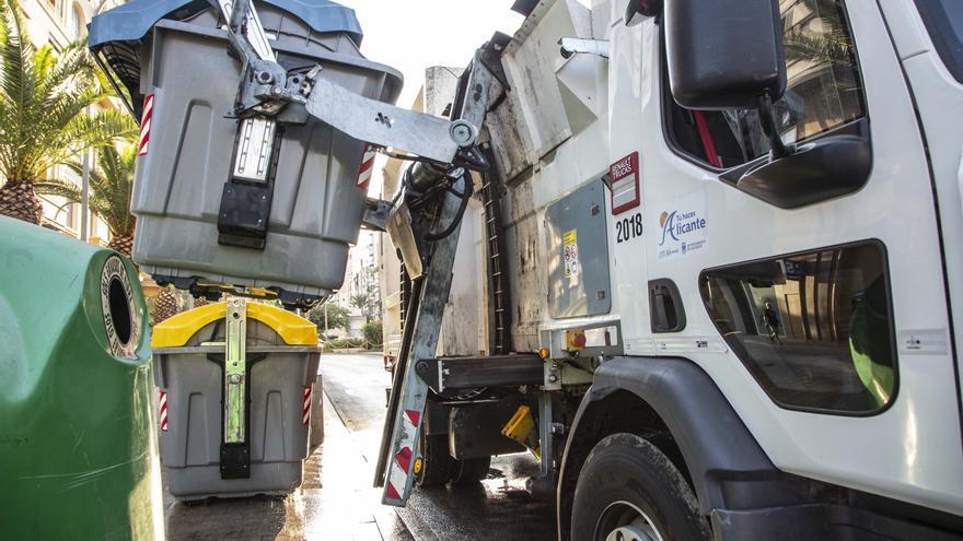 Un 25 % más de contenedores para reciclar el doble de toneladas en la Costera