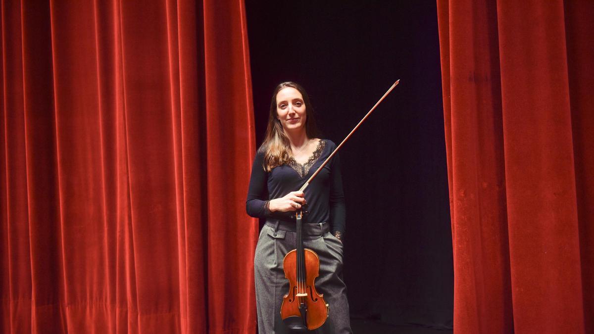 Olatz Ruiz, concertino de la Sinfónica que dirigirá a sus compañeros en los conciertos de viernes y sábado