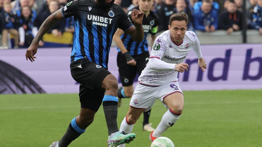 Resumen, goles y highlights del Brujas 1 - 1 Fiorentina de la vuelta de semifinales de la Conference League