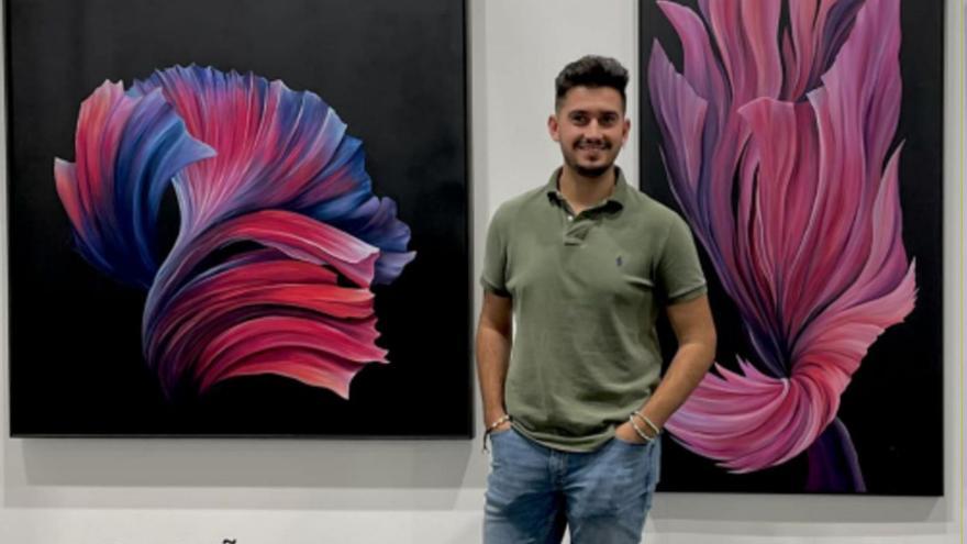 Daniel Acuña lleva su serie &quot;Blue Abstraction&quot; a ferias de arte de París, Madrid y Amsterdam