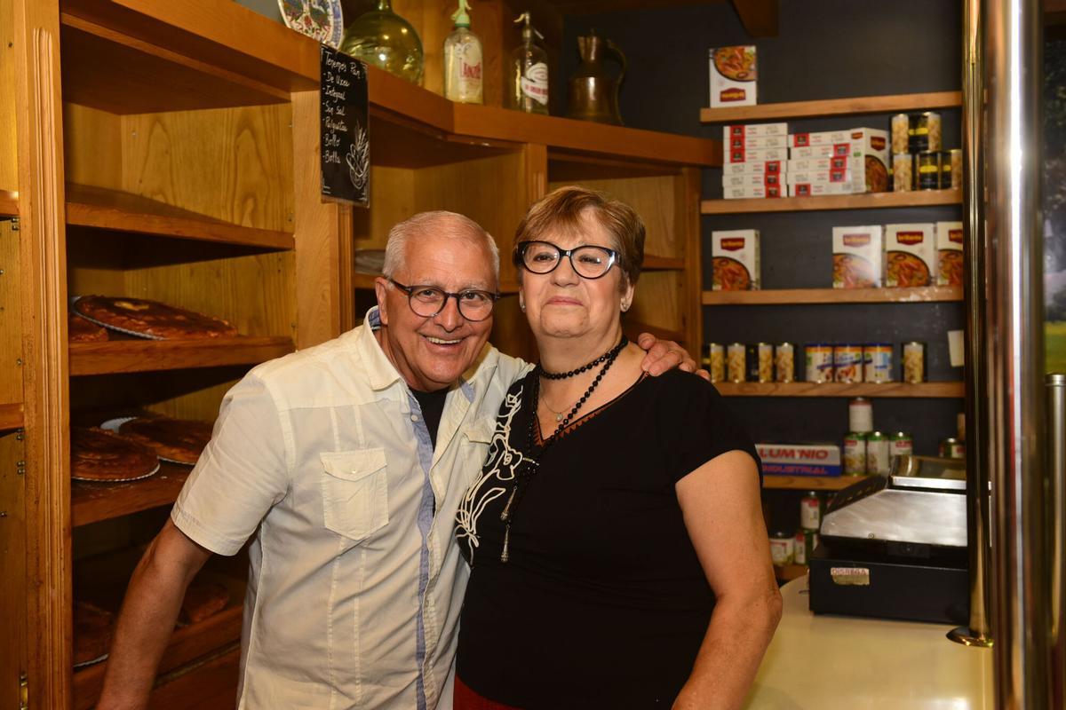 Manolo Rieiro y María Meijide, propietarios de Forno Alameda.