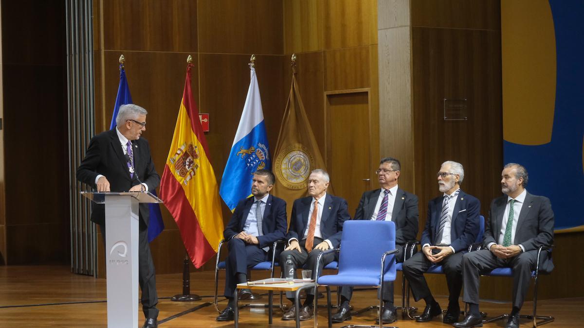 De izquierda a derecha, Lluis Serra, Francisco García, Rubio Royo, Manuel Lobo, José Regidor y Rafael Robaina.
