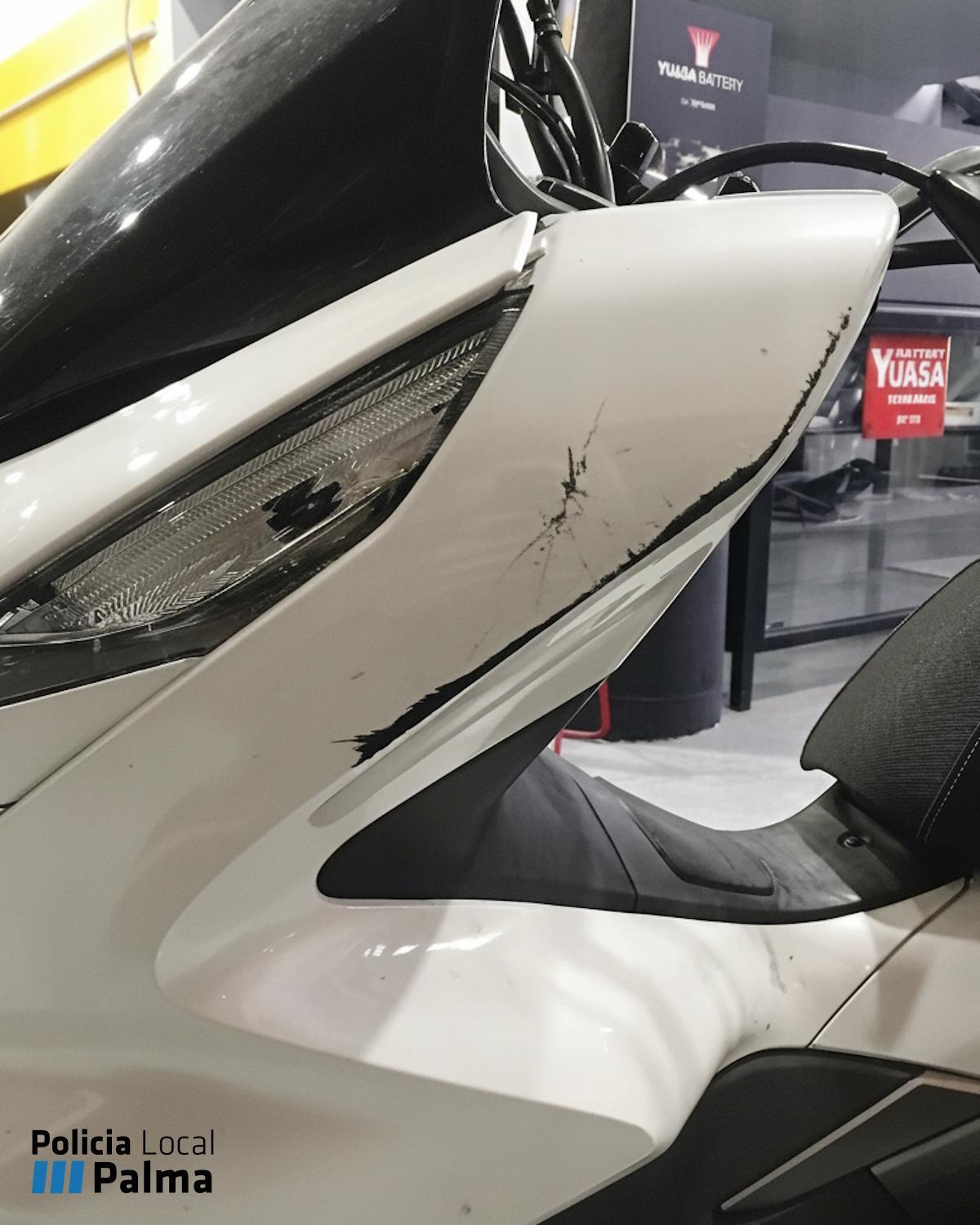 La motocicleta que dañó el acusado.