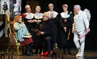 Santiago Ballester hace un cameo en la presentación de Na Jordana