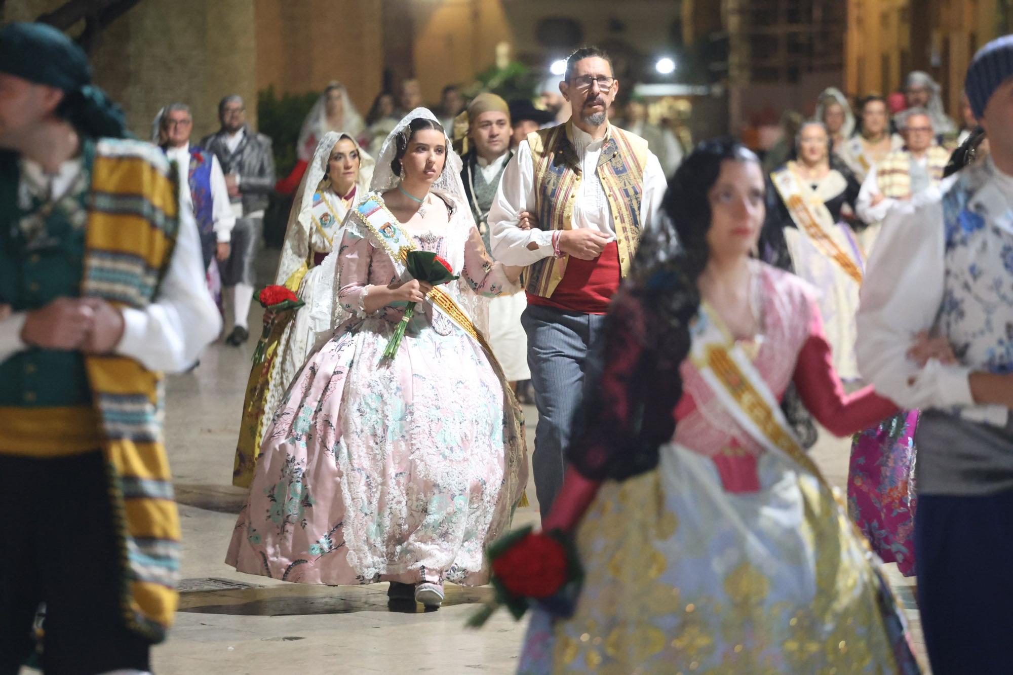 Búscate en el segundo día de la Ofrenda en la calle San Vicente entre las 24 y la 1 horas