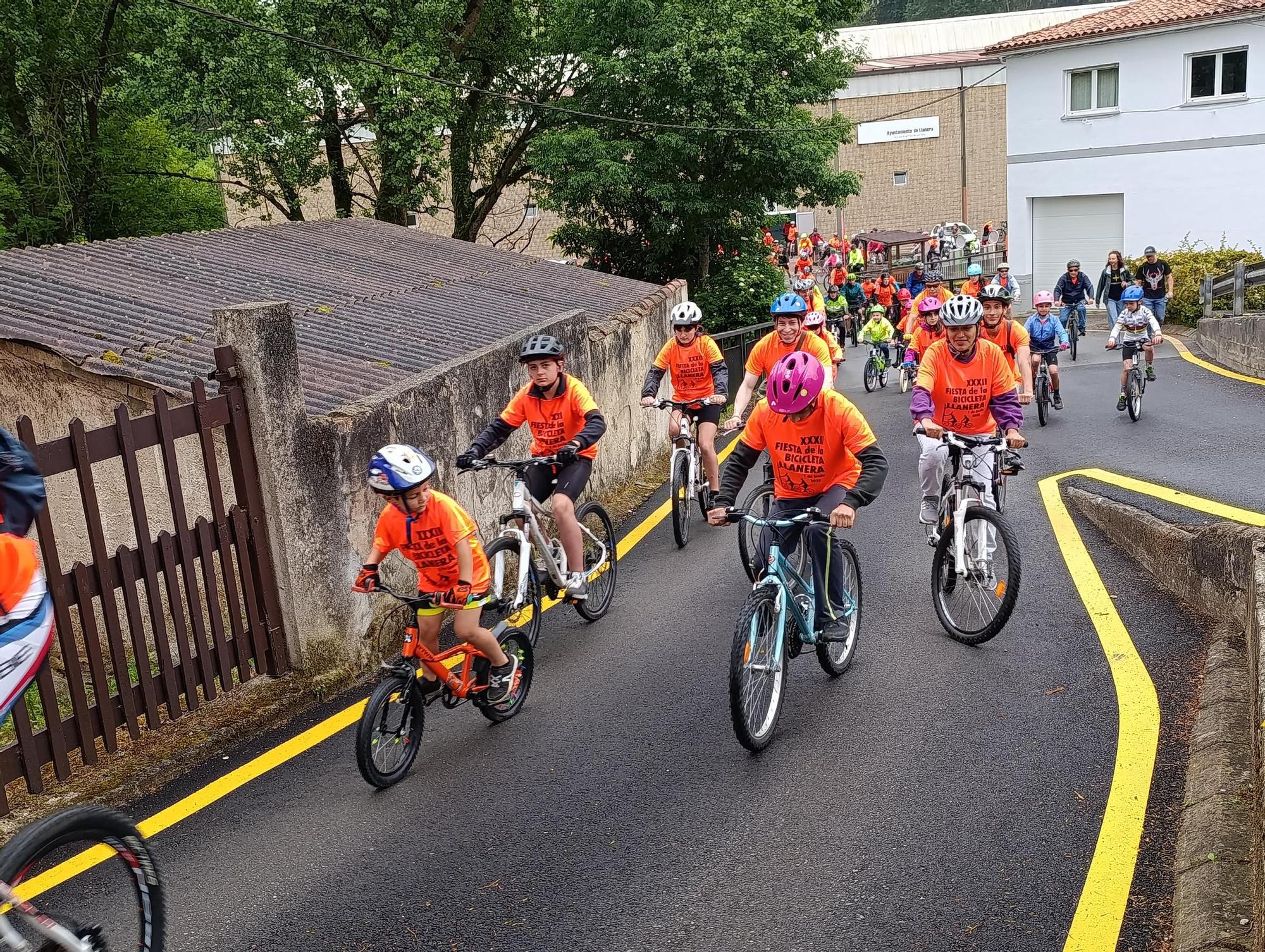 La Fiesta de la Bicicleta triunfa en Llanera
