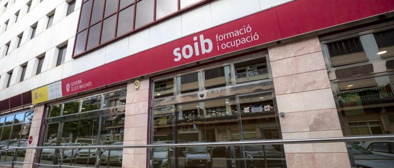 Oficina del SEPE y del SOIB en Palma.
