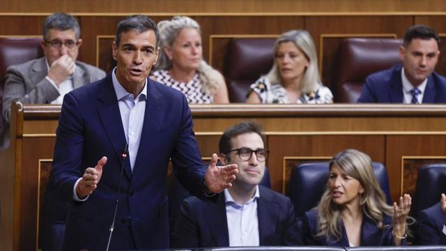 El president del Govern, Pedro Sánchez, el 17 de juny, durant la intervenció en el ple del Congrés. | JAVIER LIZON / EFE