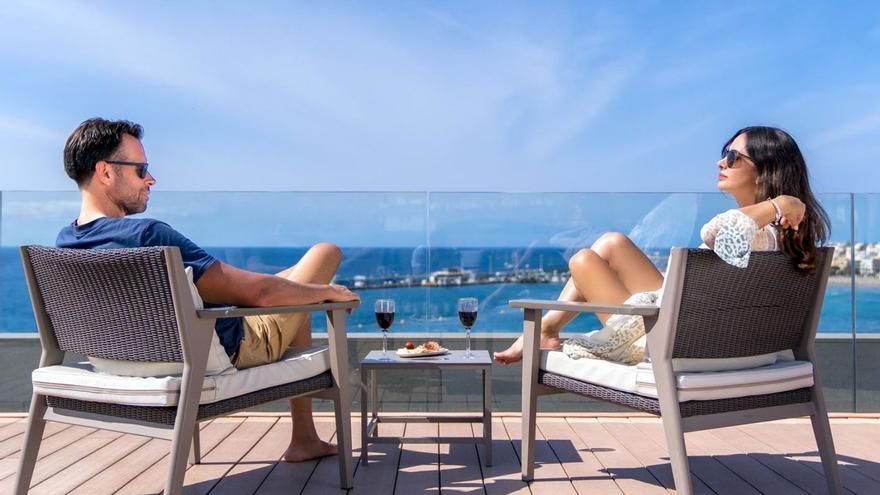 High end of the year only for latecomers at the Arona Gran Hotel