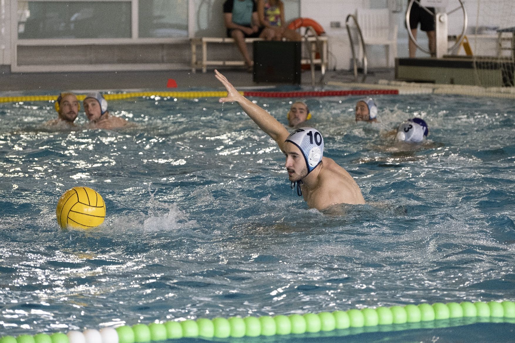 Imatges del partit de waterpolo CN Manresa-CWP Sant Adrià