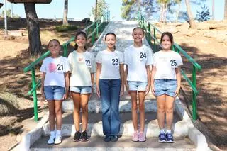 Las candidatas a Fallera Mayor Infantil 2027 pasan la 'prueba de exteriores' en Calvestra